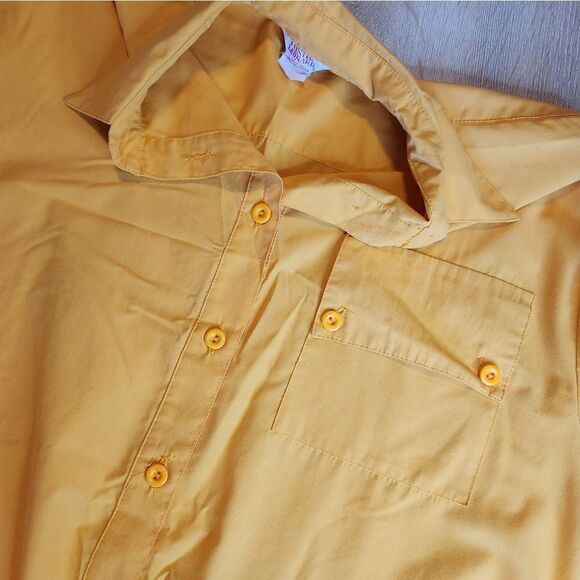 90s Cotton Oversize Mustard Yellow Button Up Shirt with 1 pocket - Picture 3 of 4